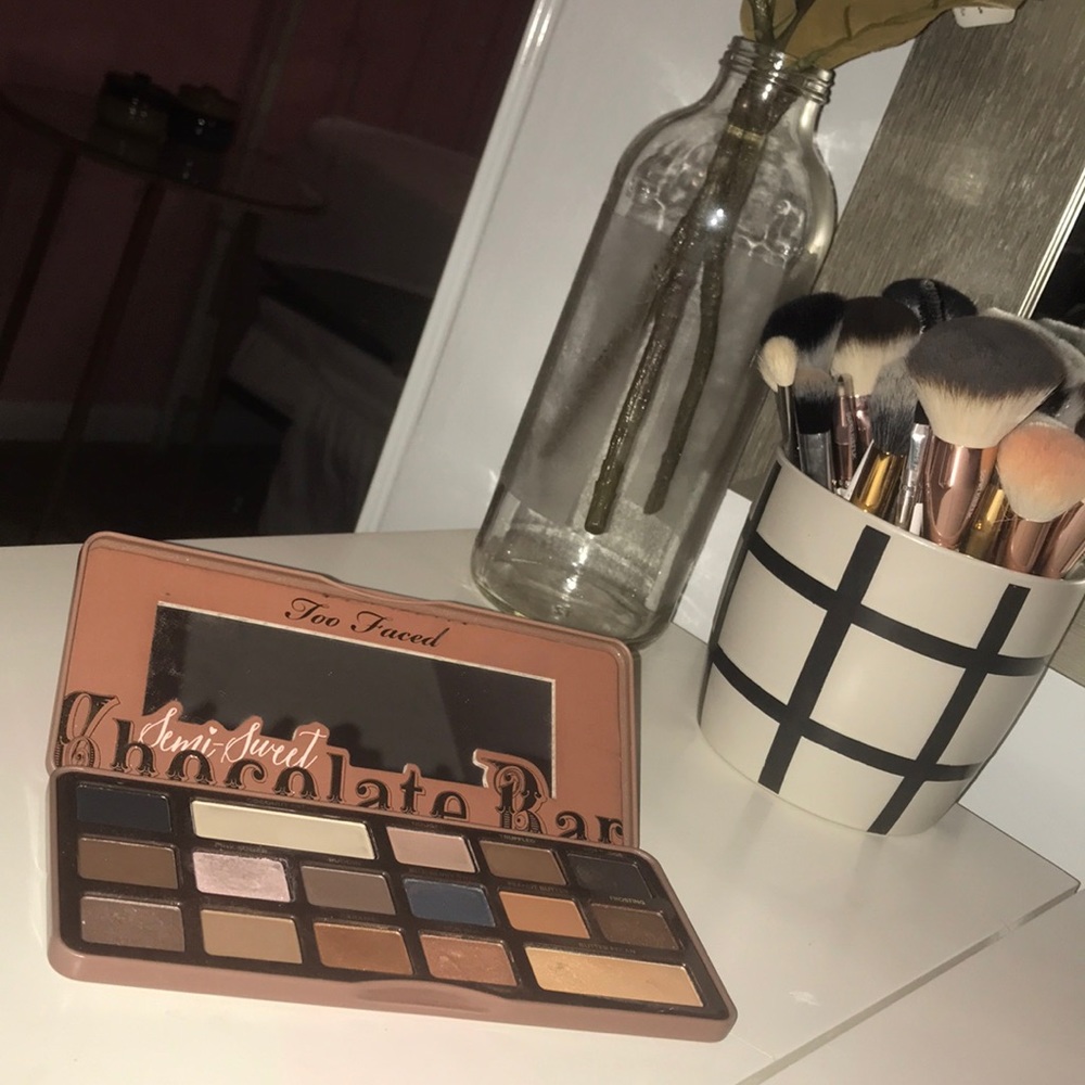 Too faced semi sweet chocolate bar palette